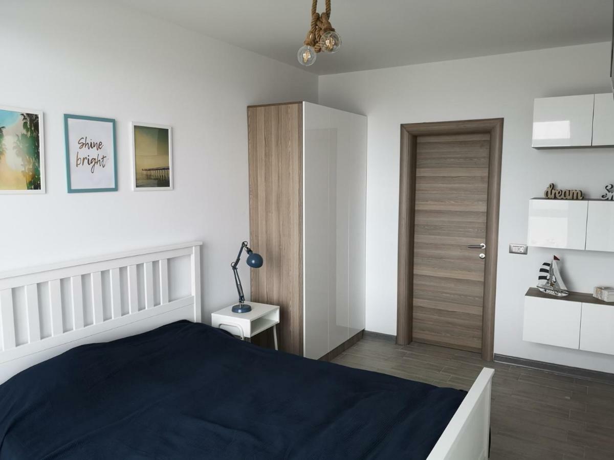 Relax Inn Apartment Năvodari Εξωτερικό φωτογραφία
