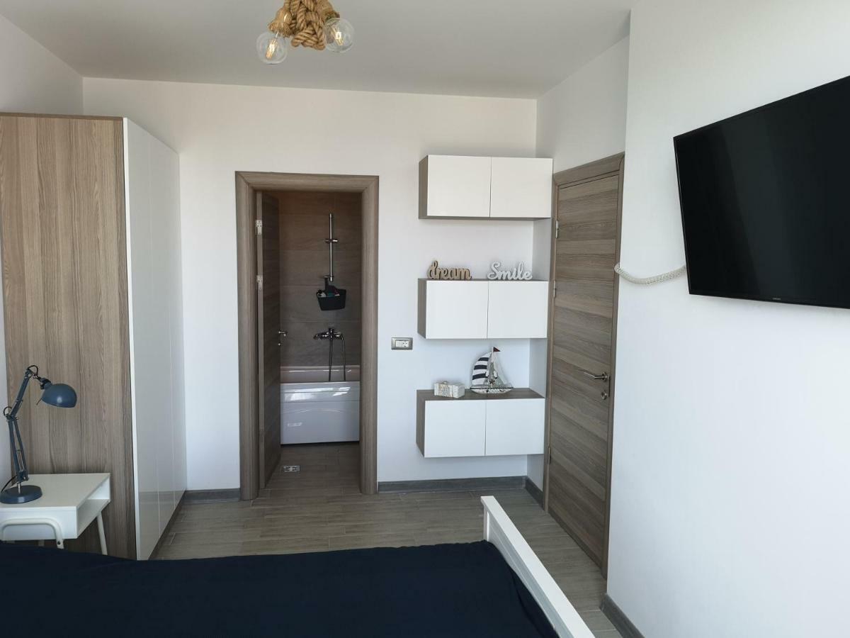 Relax Inn Apartment Năvodari Εξωτερικό φωτογραφία